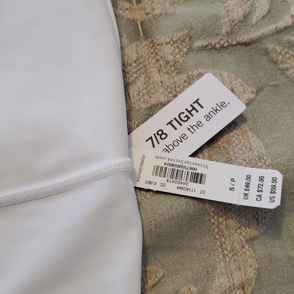 Victoria's Secret Workout Tights - Picture 5 of 6